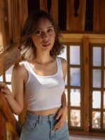 BERLIN SCOOP NECK WHITE