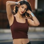 BERLIN SCOOP NECK MAROON