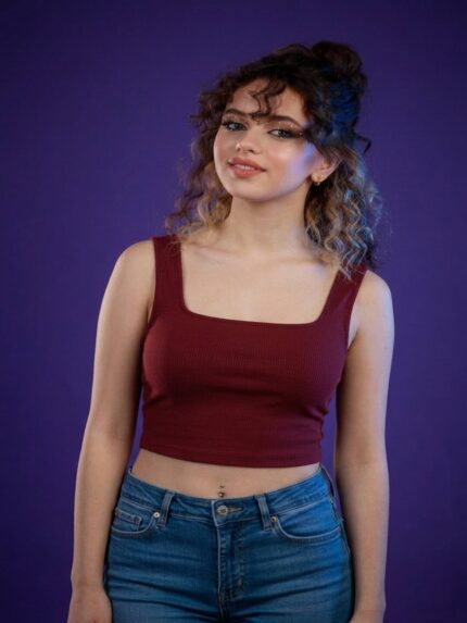 BERLIN SCOOP NECK MAROON