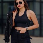 HALTNECK BLACK