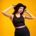 HALTNECK BLACK