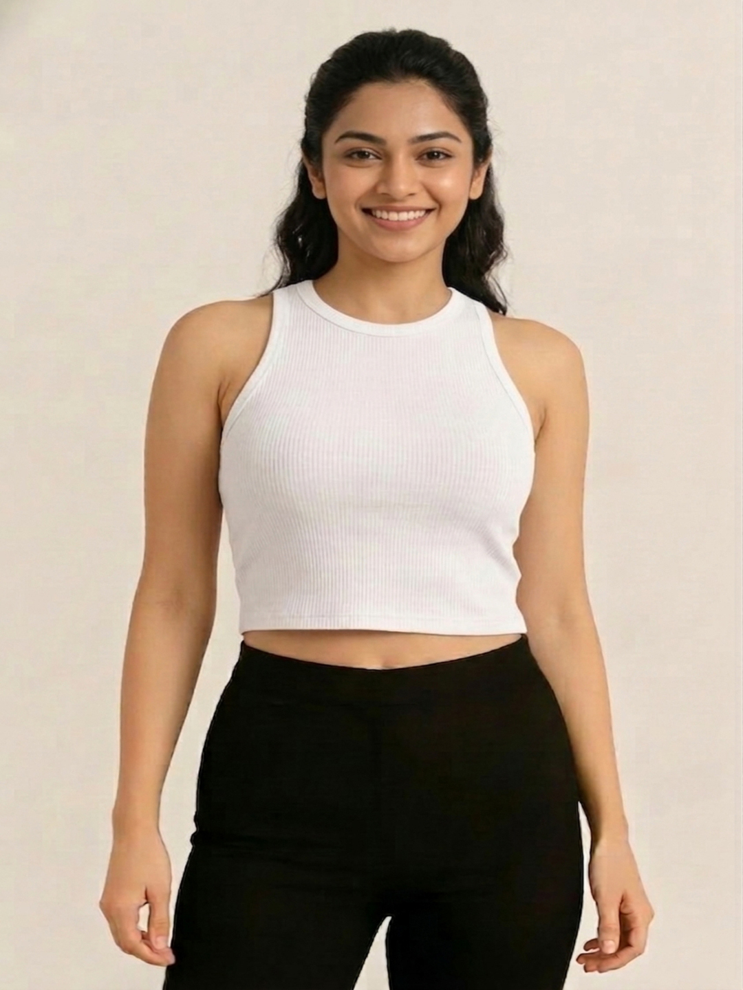 model_aster_23_ white ASTER CREW NECK WHITE - Image 1